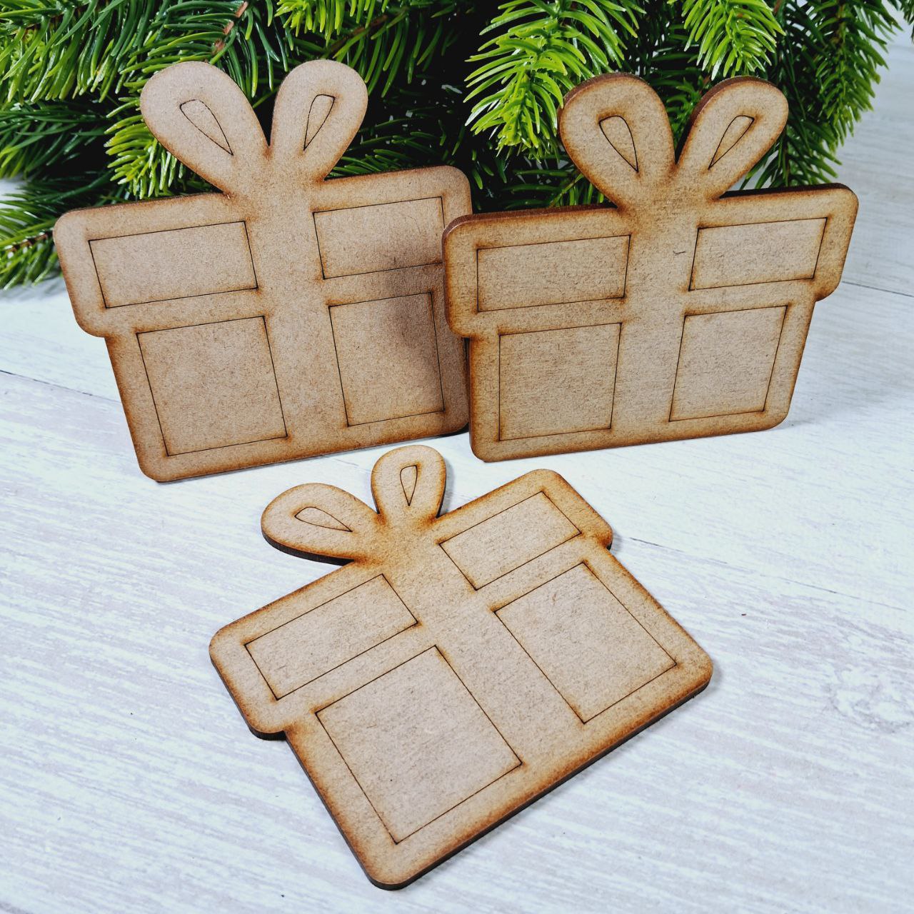 Новорічна заготовка Подарунок 10*10см