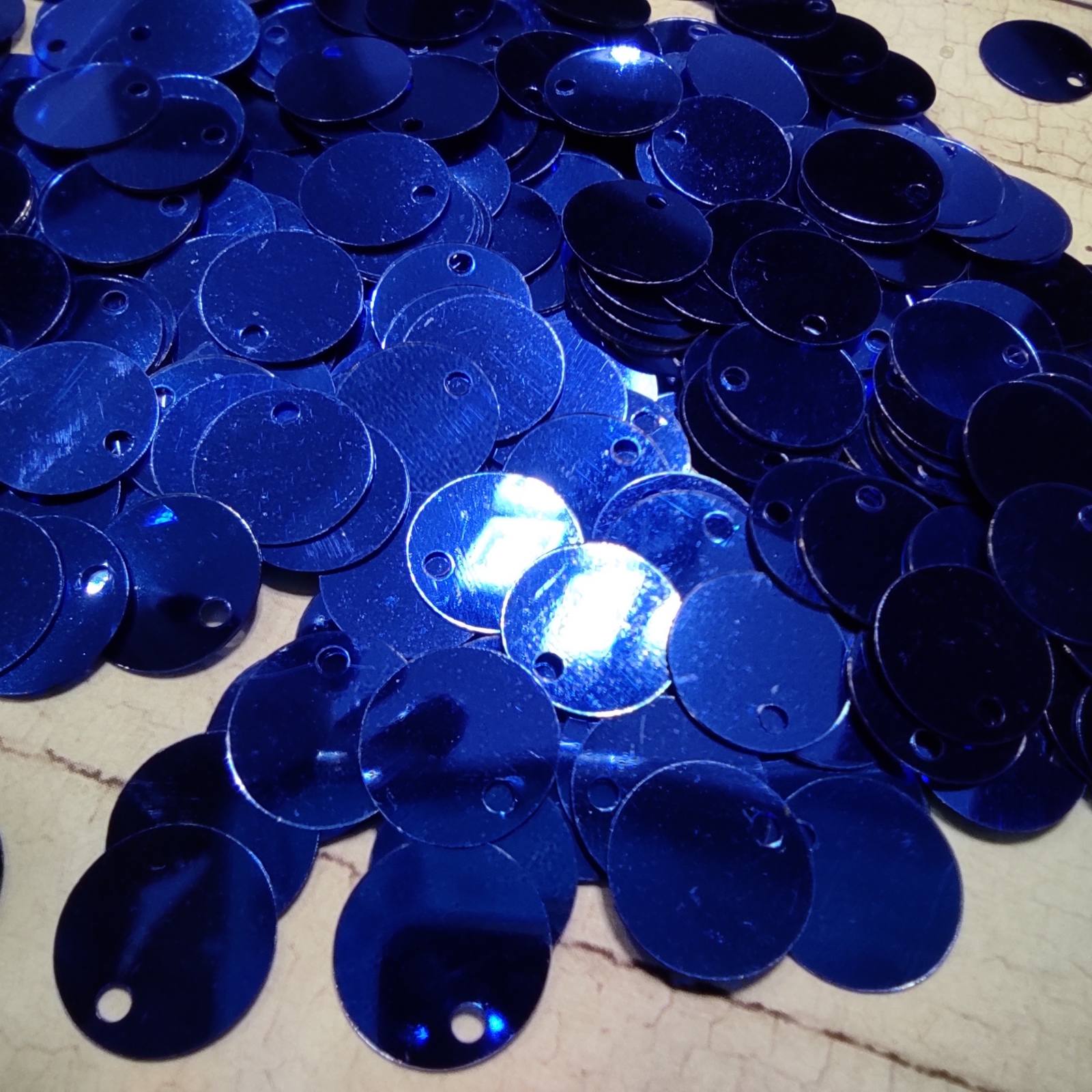 Паетка зеркально круглая 10мм синяя 5г