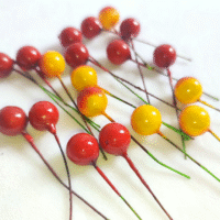 Виріб з пінопласту Ягідка кольорова 1,0см 10шт 200250