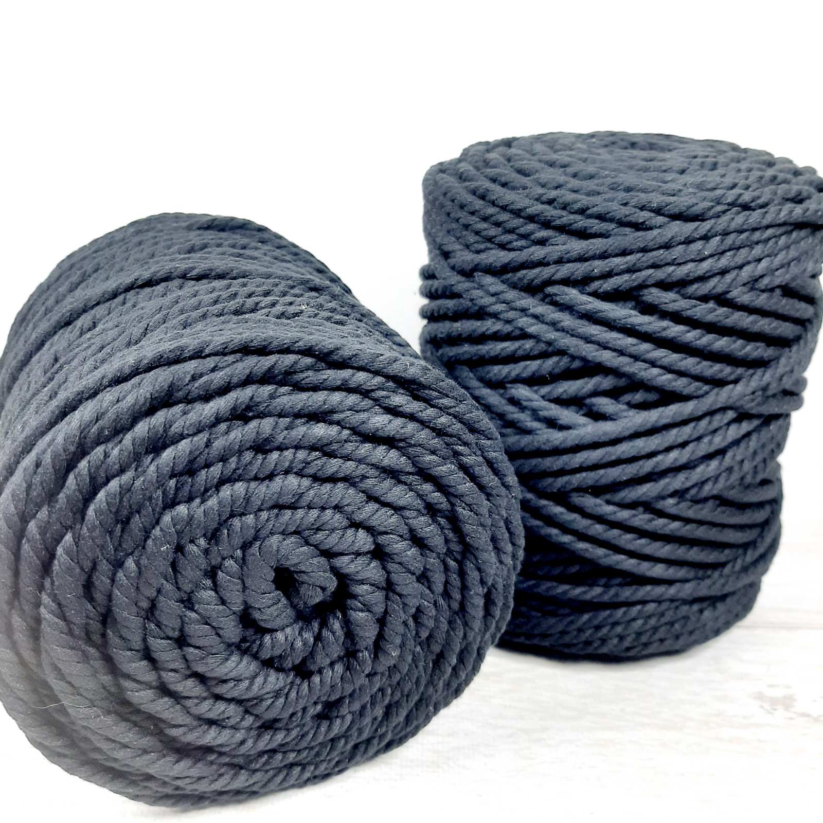 Шнур бавовняний в'язаний 100м 5,5мм №780 чорний