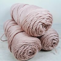 Сток акрил однотон 100г/190м рожево-пудровий