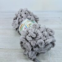 Алізе Пуффі (Alize Puffy) 100г/9,5м 268 молочно-бежевий