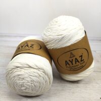 Аяз Макраме Софт (Ayaz Polyester Soft Makrome) 250г/175м 1300 молочний