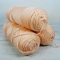 Сток акрил однотон 100г/190м персик