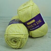 Хейфілд Бонус ДК (Hayfield Bonus DK) 100г/280м жовтий блідий