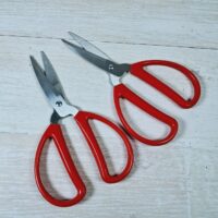 Ножиці Універсальні Пластикова Ручка 19,5см Червоні ЮА139