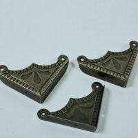 Куточок С-037 стара латунь 35*35мм