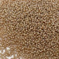 Бісер 17583 Preсiosa 10/0 бежевий непрозорий алебастровий глазурований 25г