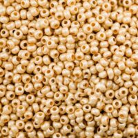 Бісер 16717 Preсiosa 10/0 бежевий перламутровий 25г