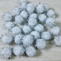 Помпон с лавсаном 2,0см белый с серебром 20шт