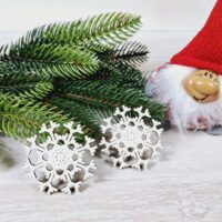 Новорічний декор Сніжинка біла ажурна 5,5см ПА-НИ-122