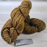 Газзал Ворм Golden Olive ( Gazzal WORM) 150г/120м 3853 свiтло-коричневий