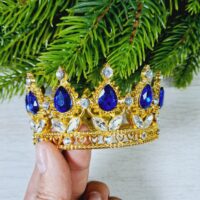 Корона Королівська 8*4,5см золото з синiми камінцями 294185