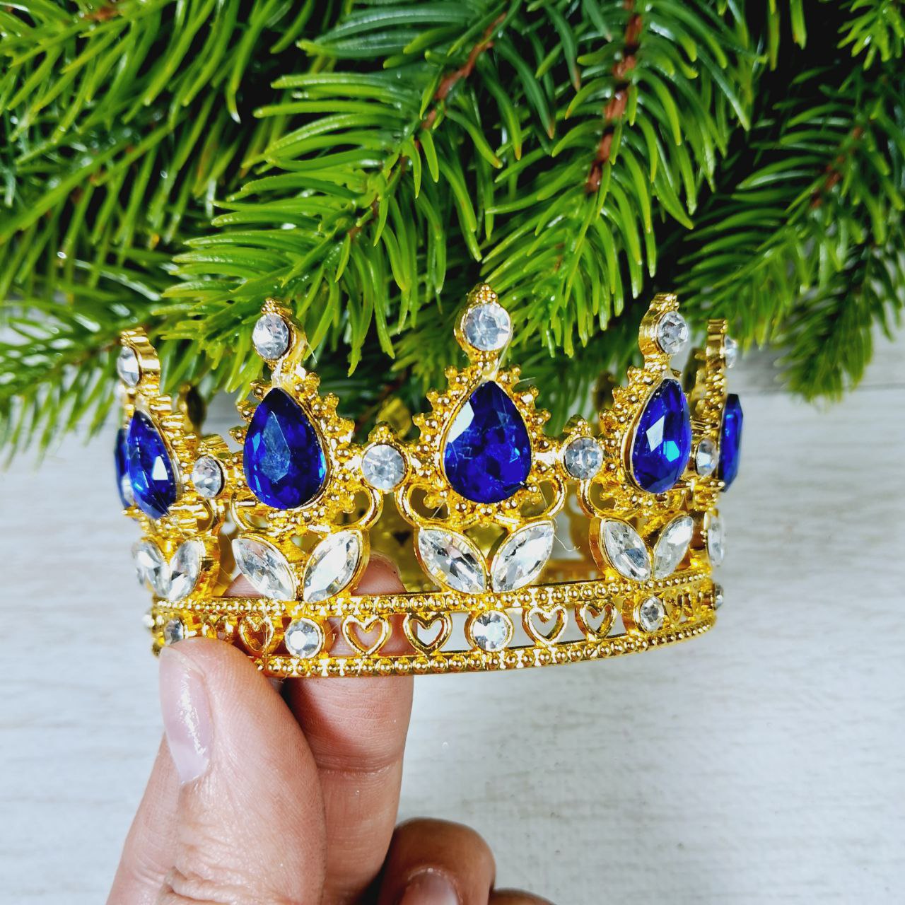 Корона Королівська 8*4,5см золото з синiми камінцями 294185