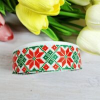 Стрічка репсова 2,5см Восьмиконечна зірка червона з зеленим на білому