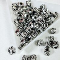 Намистини 6*6мм 130шт пластик 1400