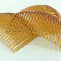 Гребешок пластиковый коричневый 5*8см/23зуб. 570490